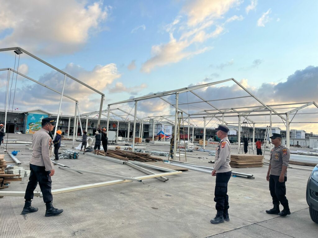 405ae164-ac6c-4c4b-84a9-165d10c16fd7