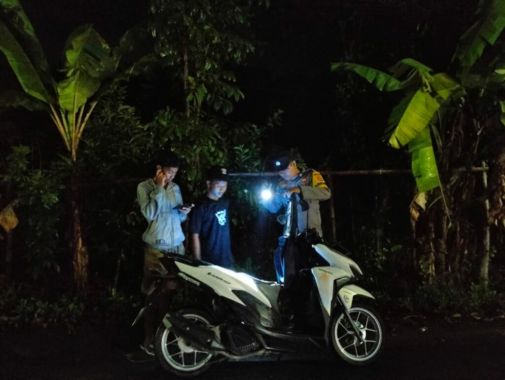 WhatsApp Image 2025-10-13 at 09.04.07