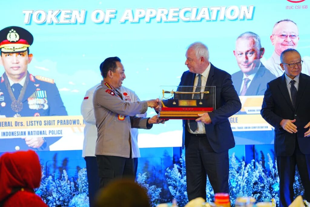 WhatsApp Image 2025-11-10 at 18.35.30