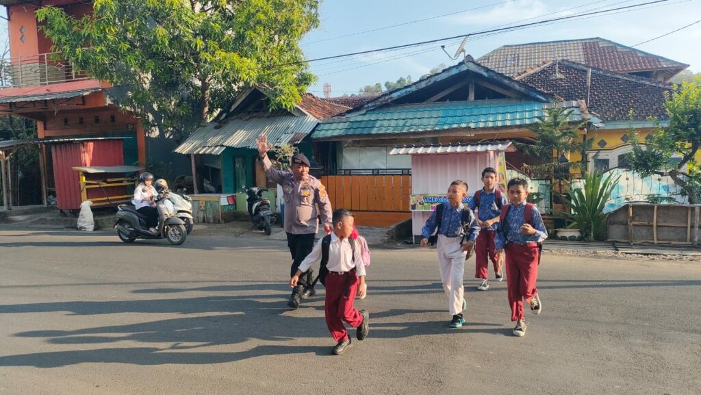 WhatsApp Image 2025-11-18 at 08.58.18