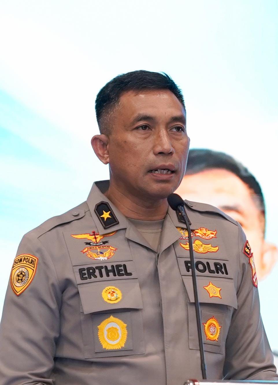 WhatsApp Image 2025-11-27 at 20.04.08