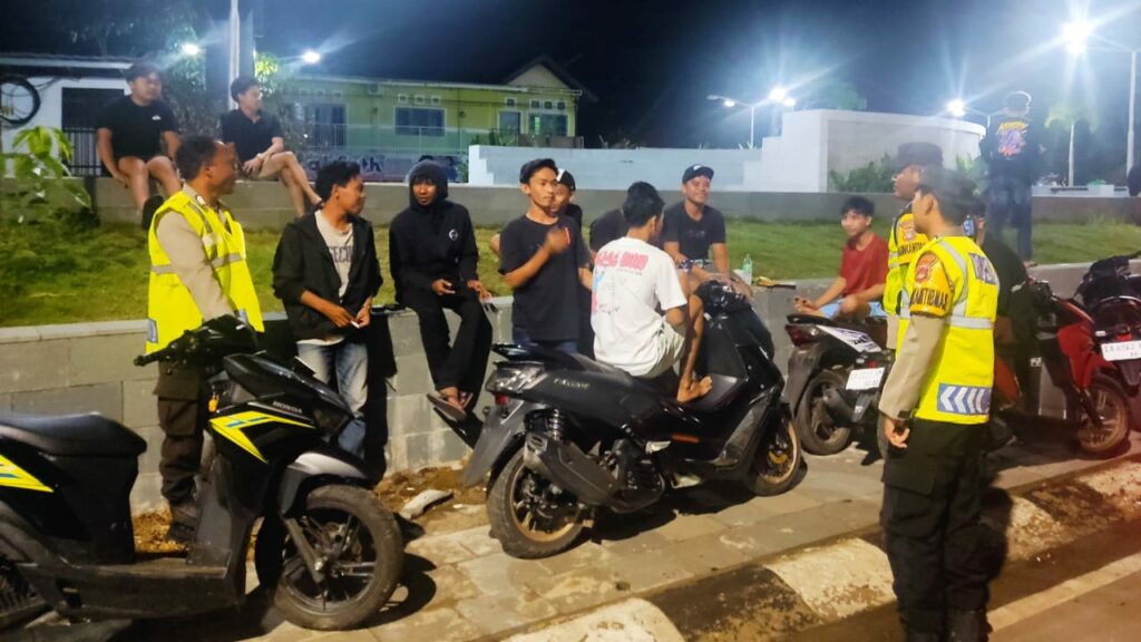 WhatsApp Image 2025-12-03 at 08.31.04